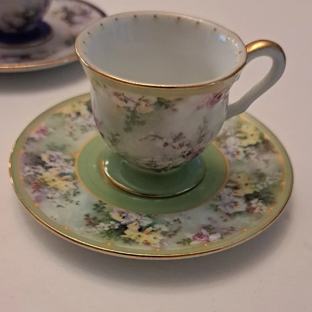The Bradford Exchange charming set